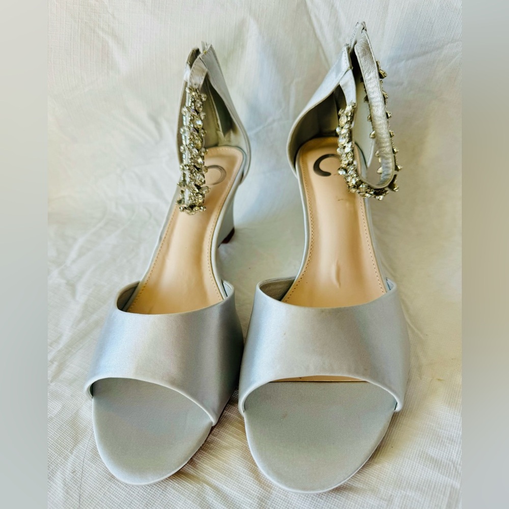 Journey Collection Connor Grey Size 8 Wedge Sandal